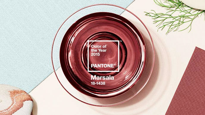 Die Hex-Farben des Jahres. Diese Farbtrends im Webdesign musst du kennen. 1 Pantone-Farbe des Jahres "Marsala"