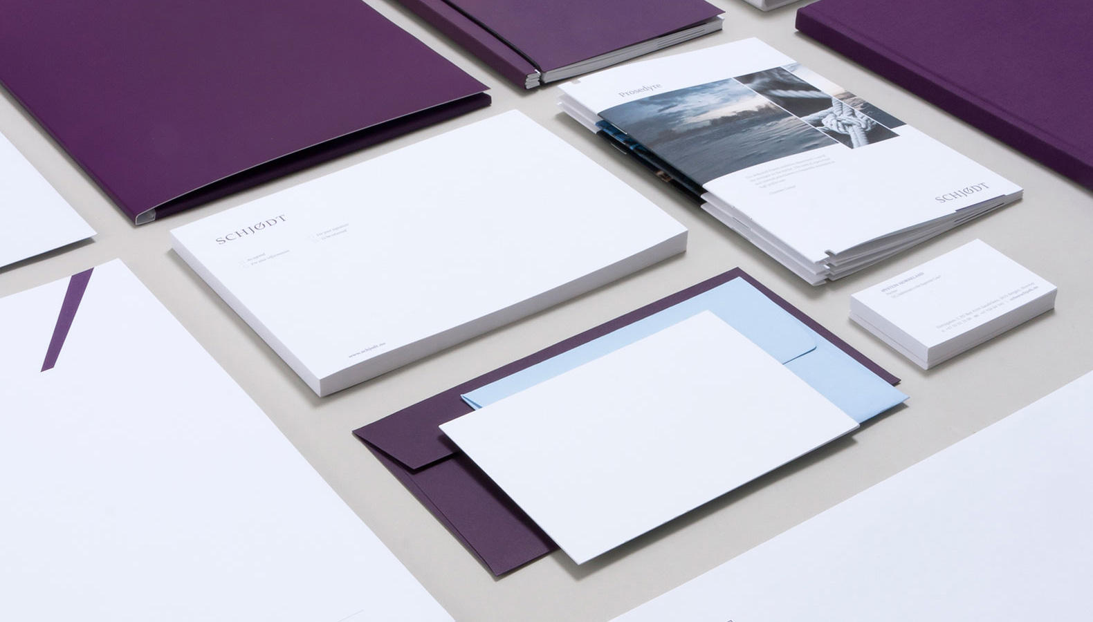 Violettes Corporate Design im Branding