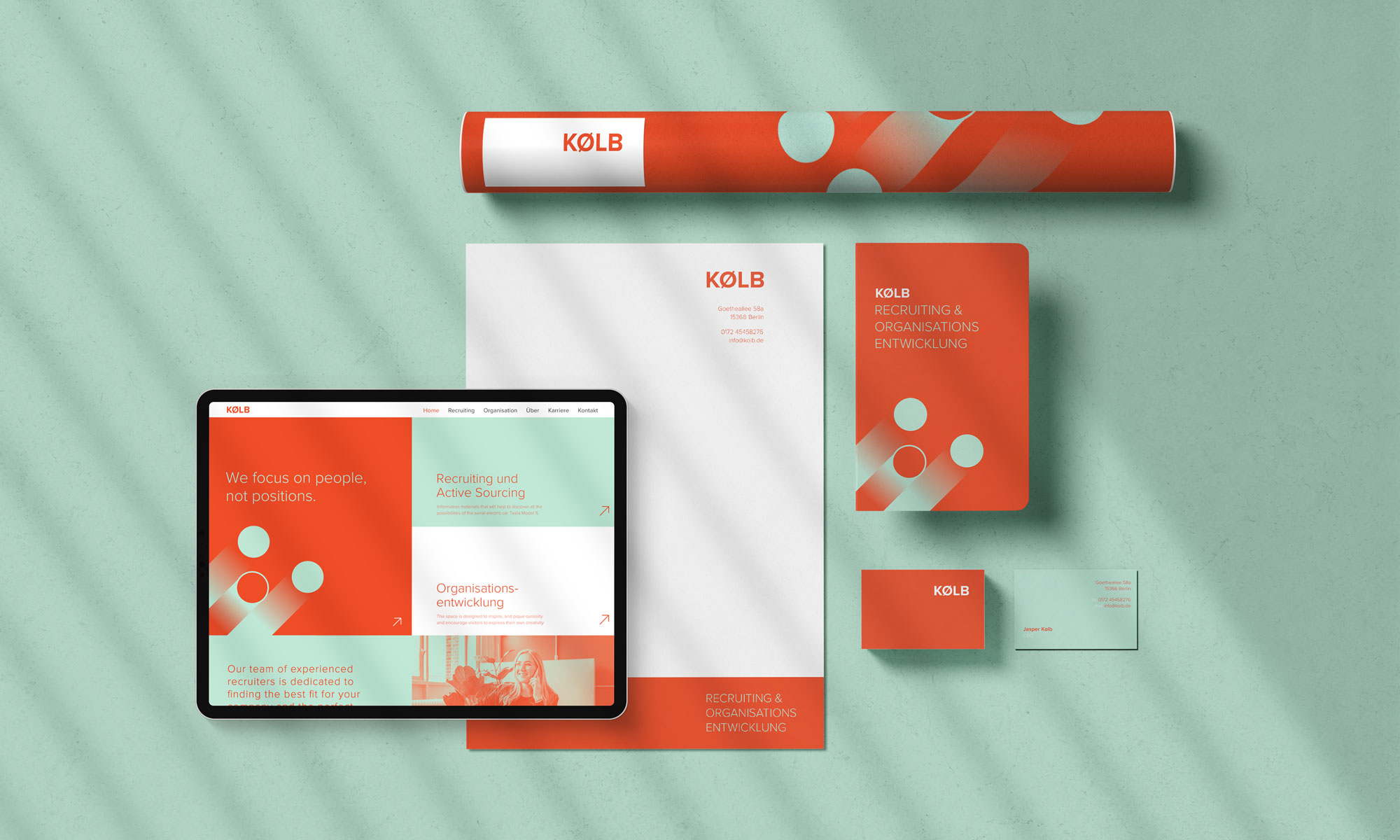 KI im Branding: Strategie, Logo, Farben und Markenstimme mit KI-Unterstützung entwickeln 1 KI im Branding: Strategie, Logo, Farben und Markenstimme mit KI-Unterstützung entwickeln 1